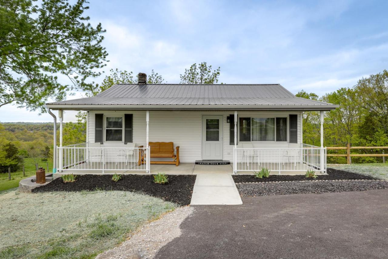 Cozy Kentucky Retreat - Deck, Near Ark Encounter! Villa Dry Ridge Eksteriør billede