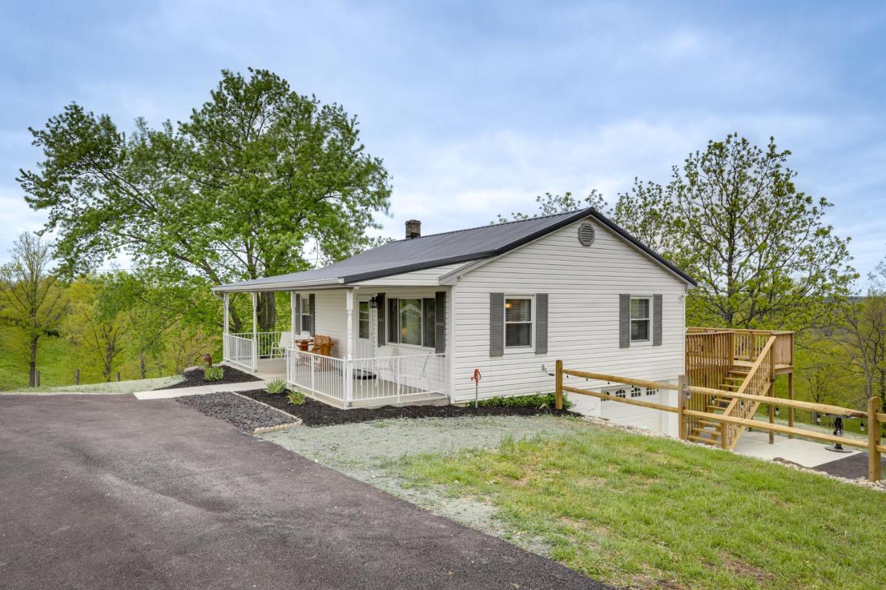 Cozy Kentucky Retreat - Deck, Near Ark Encounter! Villa Dry Ridge Eksteriør billede