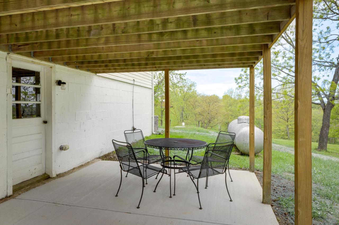 Cozy Kentucky Retreat - Deck, Near Ark Encounter! Villa Dry Ridge Eksteriør billede